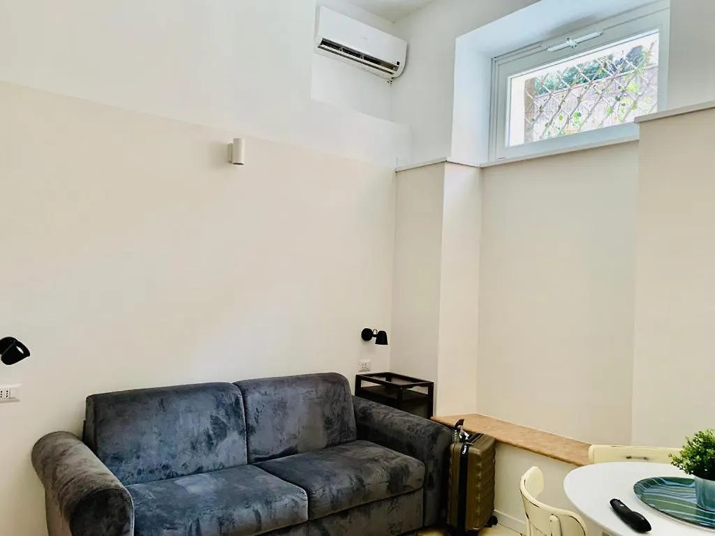 Eccelso Suites ローマ 0*,  イタリア