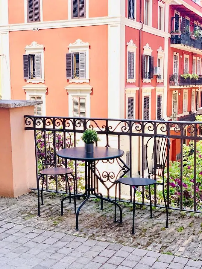 Eccelso Suites Roma Apart Otel